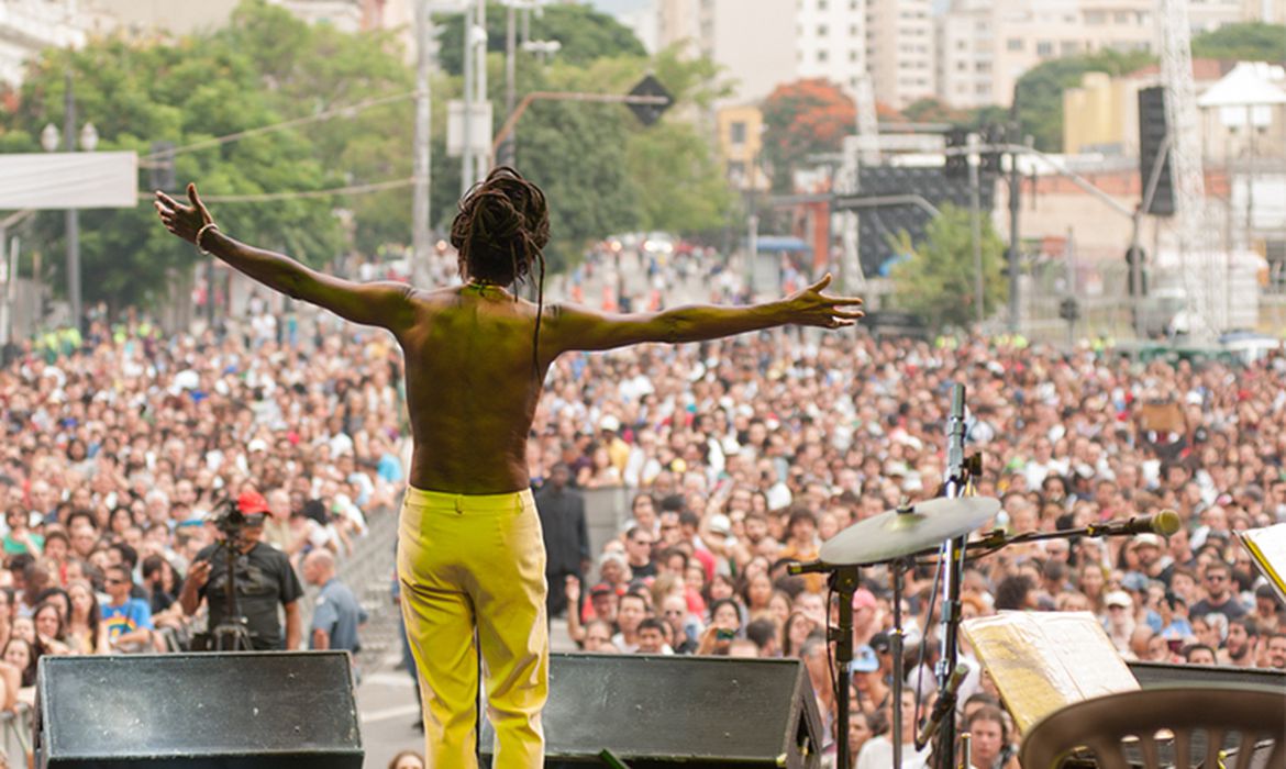 Serão diversos palcos espalhados pela cidade (foto de arquivo)