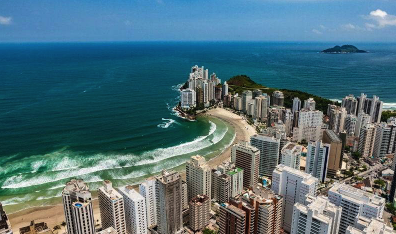 Antes, o turista paulistano que descia para o Guarujá desembolsava R$ 44,40 em pedágios