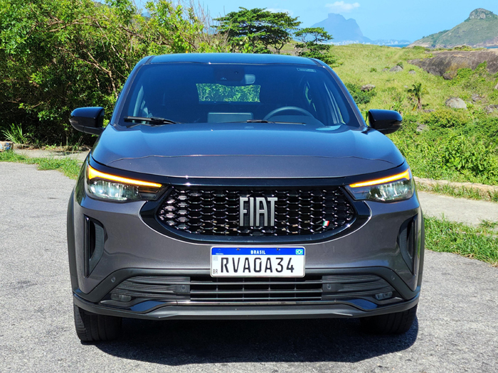 O Fastback é um utilitário esportivo compacto com estilo cupê derivado do Pulse - Foto: Luiza Kreitlon/AutoMotrix