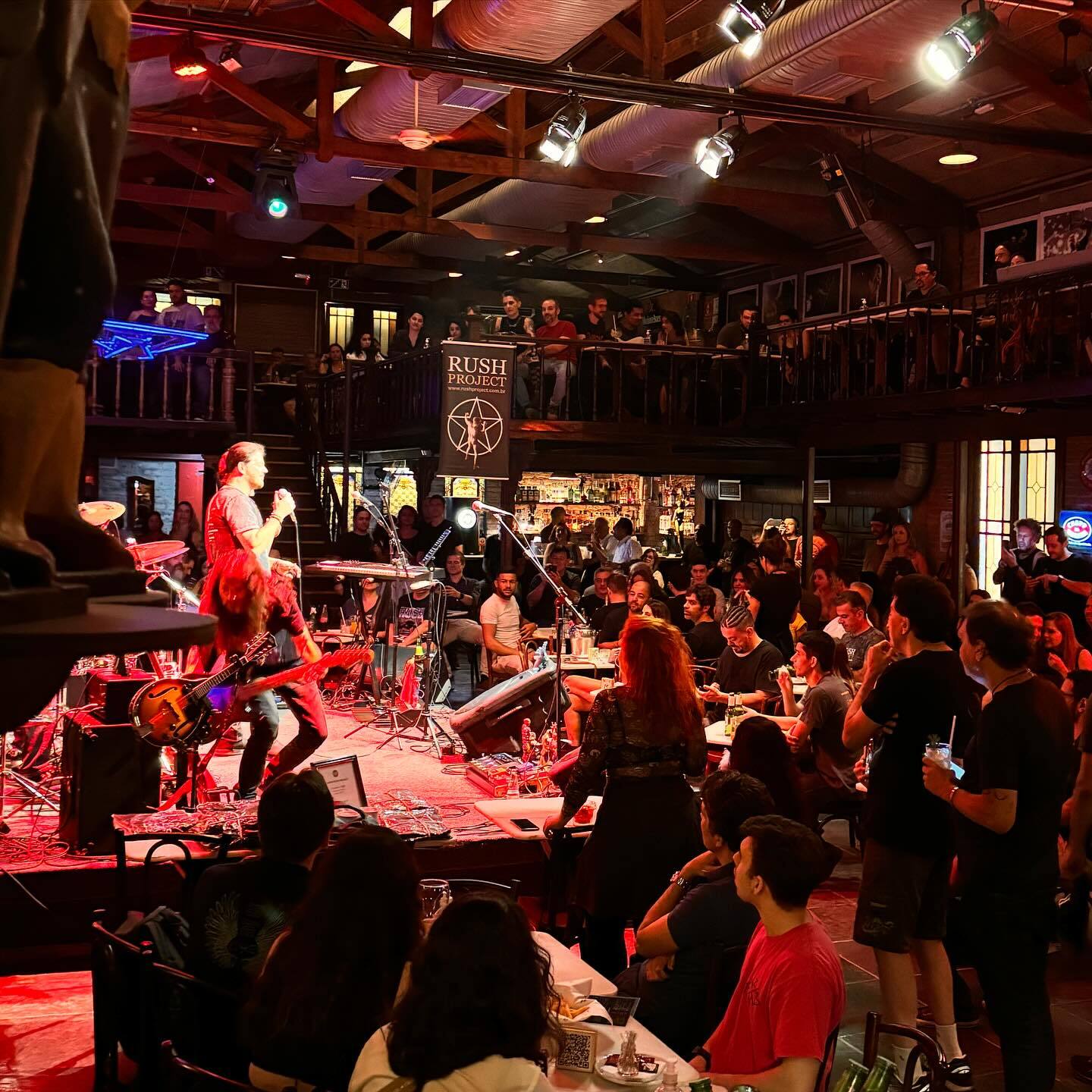 Café Piu Piu Rock bar