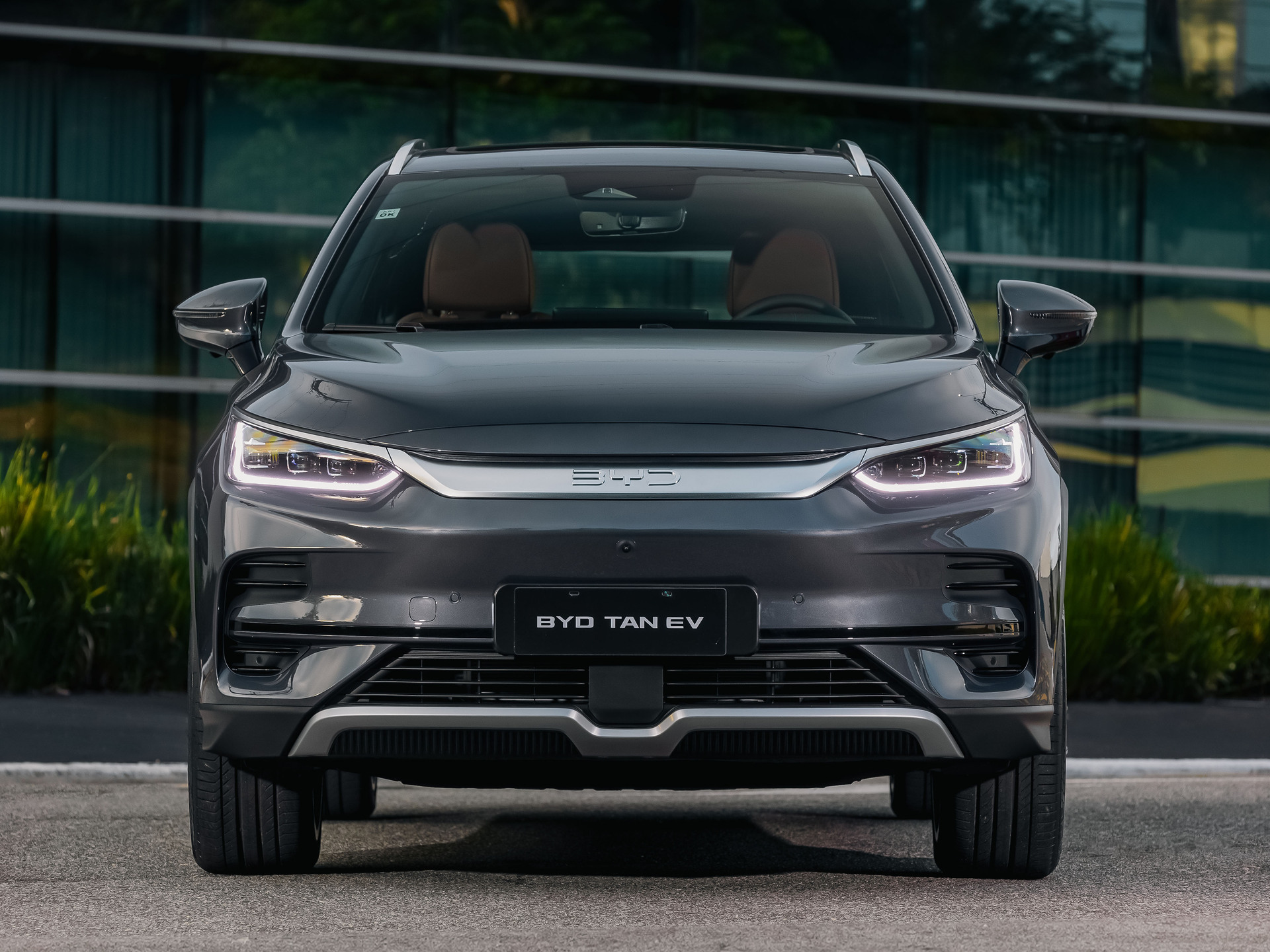 BYD Tan EV