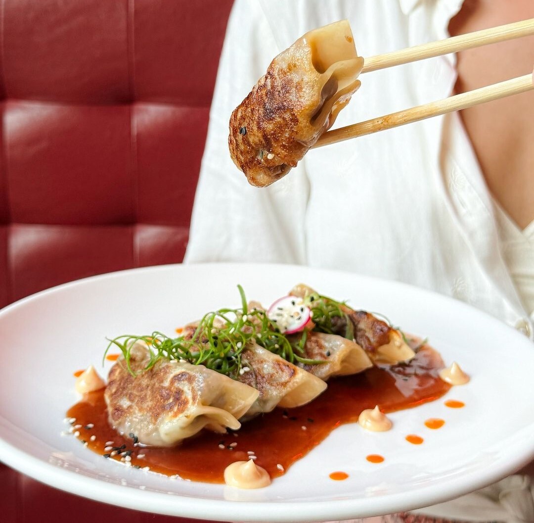 Cantón Moema - Peruvian & Chinese Food