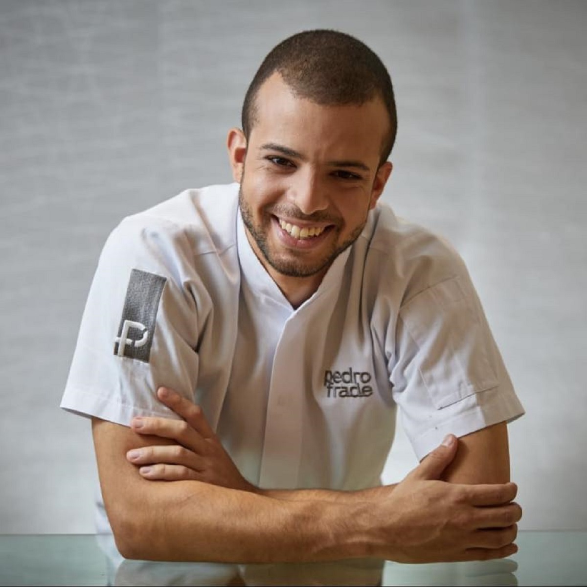 Pedro Frade, chefe da Confeitaria Caramelo Reprodução/Facebook