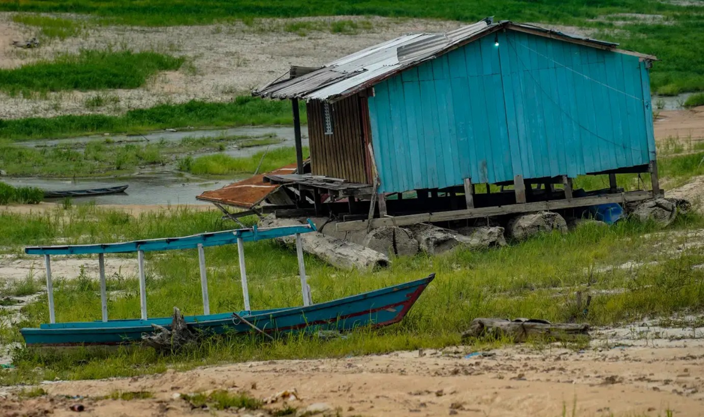 3 - região norte sofre com secas, especialmente na região da Bacia Amazônica/Rafa Neddermeyer/Agência Brasil
