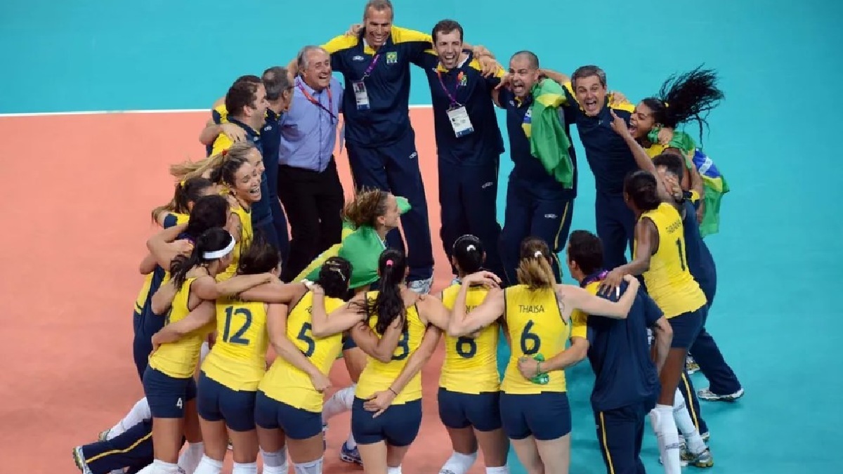 Nas Olimpíadas de Londres 2012, o Brasil foi ouro no vôlei feminino /Alexandre Arruda / Divulgação CBV