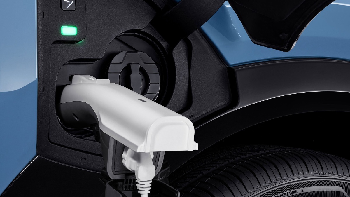 A bateria do EV5 pode ser reabastecida em 27 minutos e em uma hora e vinte e cinco minutos em estação de 50 kW nas duas situações com carregamento de até 80% da bateria Divulgação