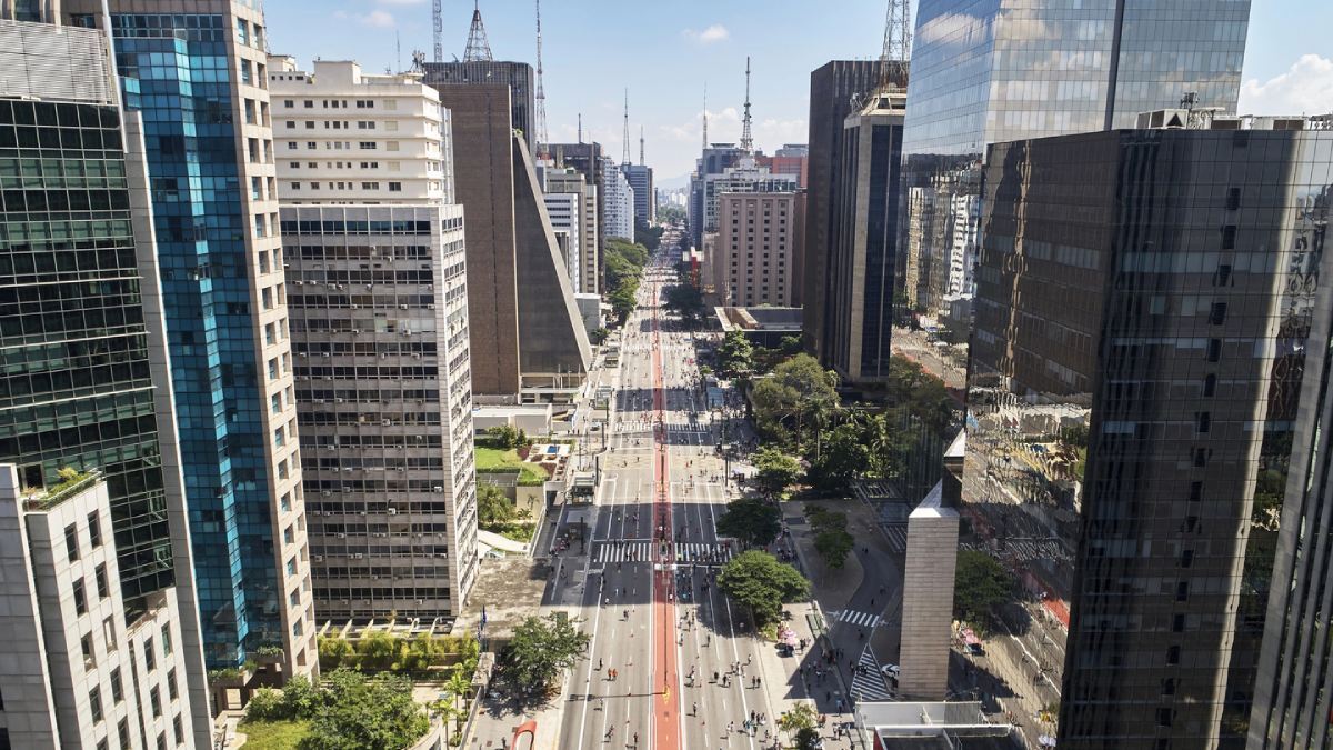 1) Conforme o Ranking Connected Smart Cities 2024, São Paulo é a cidade mais bem avaliada do estado e ocupa a terceira posição no Brasil. Foto: Depositphotos