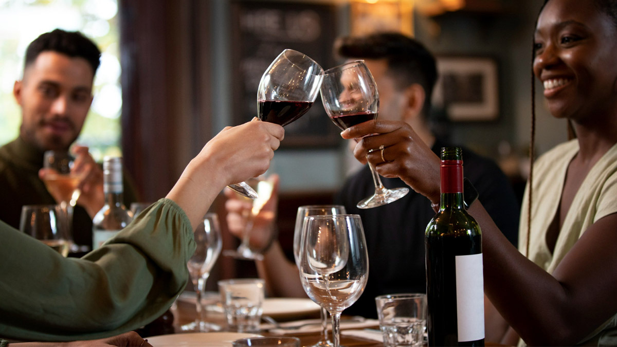 Os bares de vinhos estão cada vez mais presentes na cidade de São Paulo