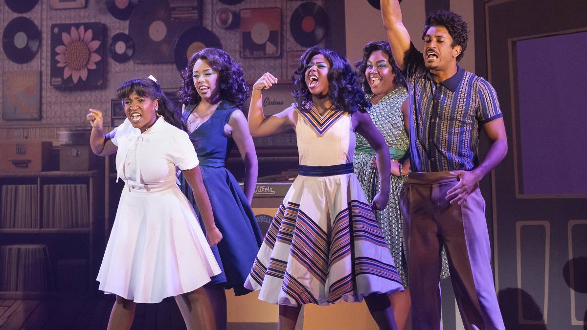 "Eu Sei de Onde Eu Vim" é uma das músicas que mais emociona o público de "Hairspray". Foto: João Caldas/Divulgação