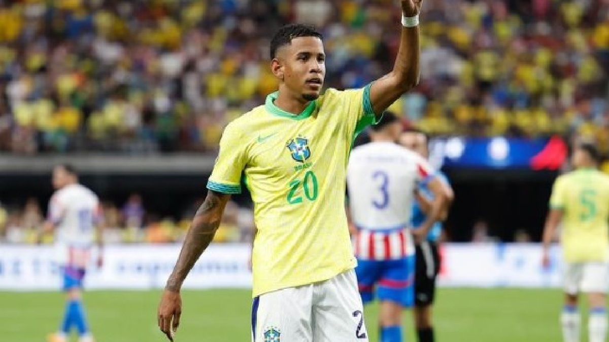 Savinho, jogador do Manchester City e da Seleção Brasileira, concorre ao Troféu Kopa, dado à "revelação do ano" /Reprodução/Redes sociais