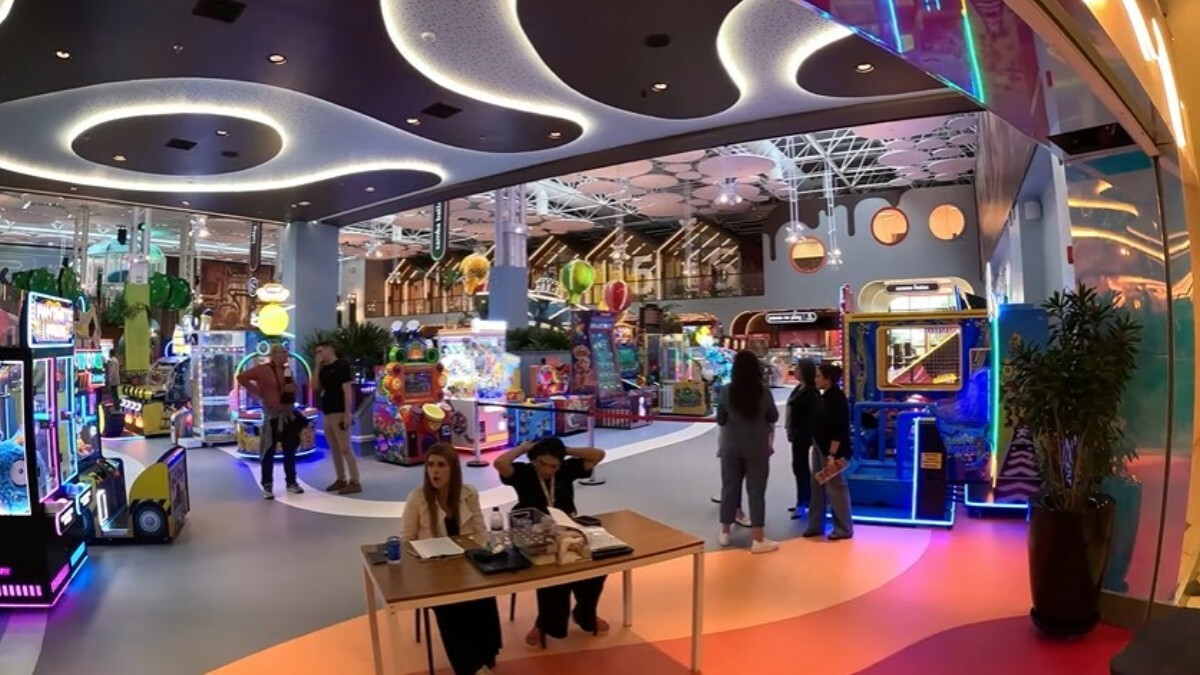 Com 3.720 m², é o maior parque indoor do Grande ABC e oferece uma experiência completa, com brinquedos e simuladores de última geração.
