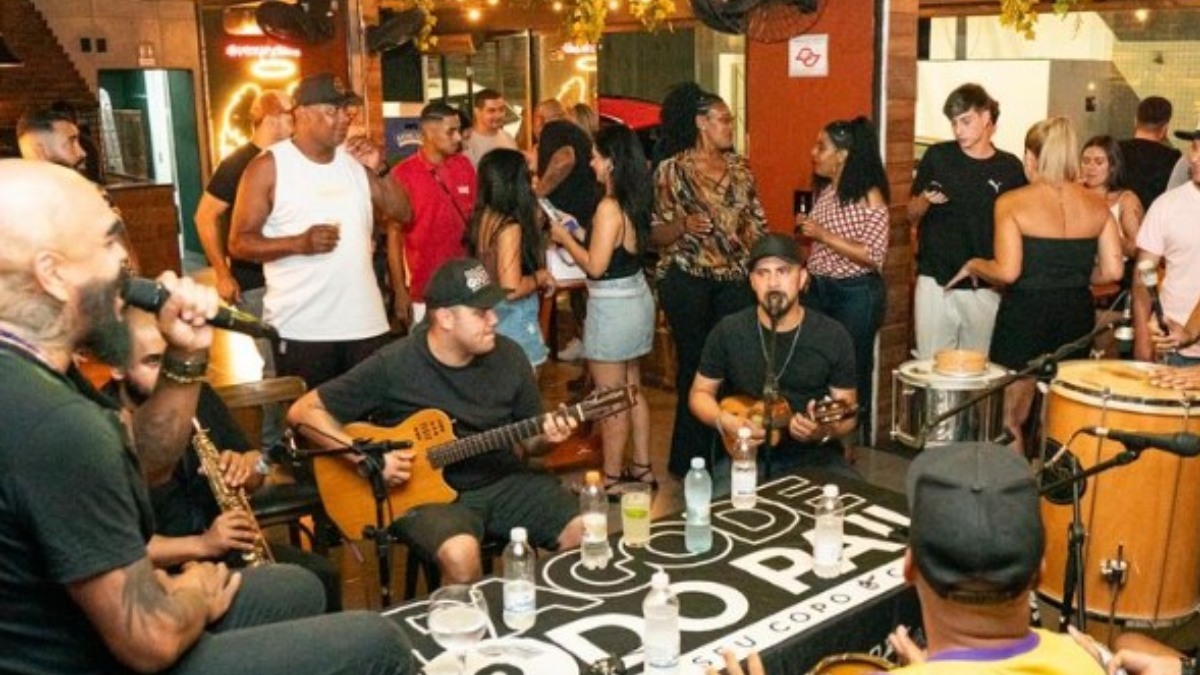 Além da comida, o local é conhecido por receber grupos de pagode, samba e até sertanejo. /Reprodução/Redes sociais