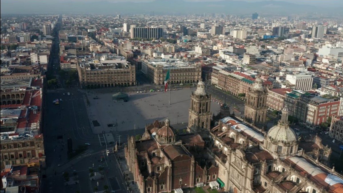 A arte de rua na Cidade do México tem raízes nos muralistas da década de 1920, como Diego Rivera, que utilizavam suas obras para transmitir mensagens sociais. Foto: Reprodução/Na mala