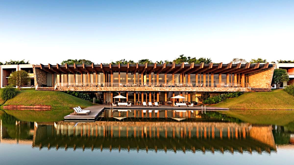 3. Fasano Boa Vista - Porto Feliz: Obtendo uma nota de 90,00, o Fasano Boa Vista é outro hotel do mesmo grupo do Fasano São Paulo. Pelo ranking, foi considerado o 16º melhor hotel da América Latina, sendo o terceiro melhor de São Paulo (o segundo no interior). Uma noite no hotel custa, na opção mais barata, por volta de R$ 3.200 - (Divulgação)