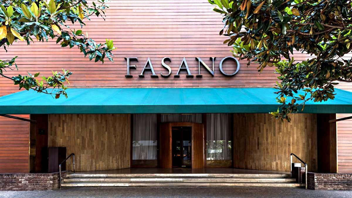 1. Fasano São Paulo - São Paulo: Com uma nota de 96,67, o Fasano São Paulo ocupa a 7ª posição entre os melhores hotéis da América Latina, sendo o melhor do estado de São Paulo. O valor da estadia varia conforme o quarto e data, sendo a opção mais barata custando pouco mais de R$ 4 mil reais por uma noite - (Divulgação)