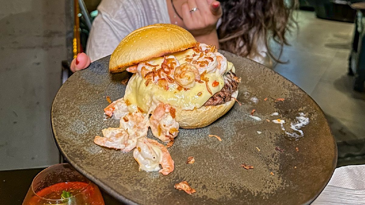 Evento reunirá mais de 90 expositores oferecendo variedade de opções gastronômicas, desde o tradicional pastel até hambúrguer com camarão