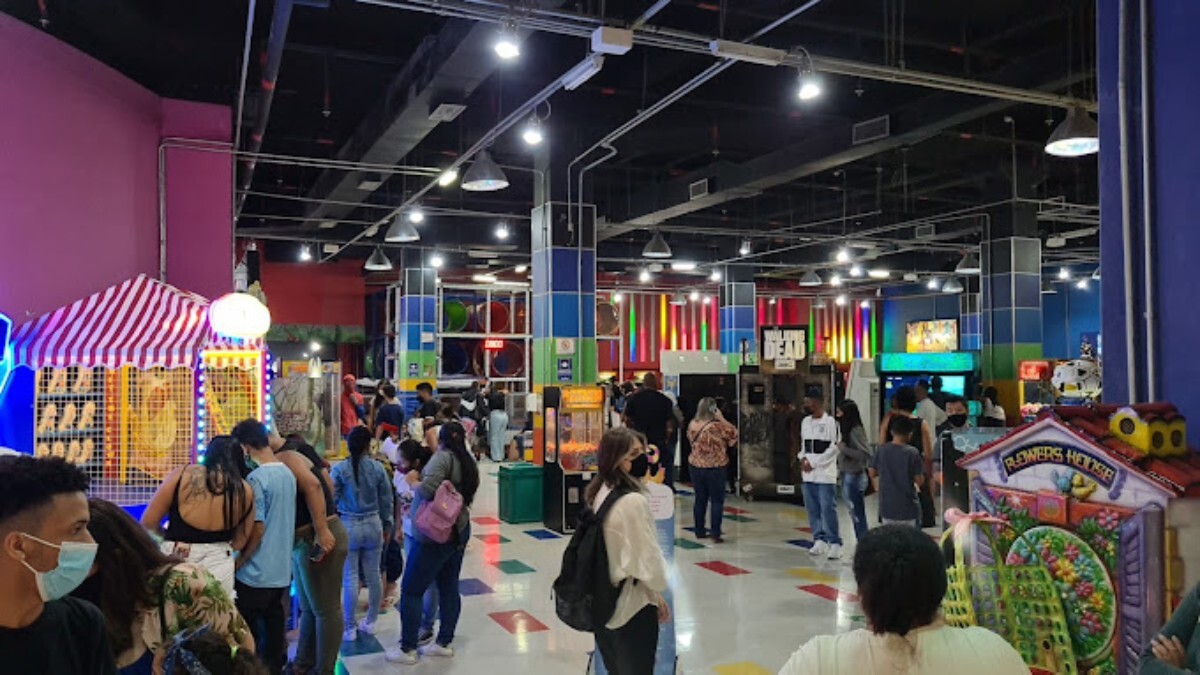 Por fim, na zona leste de São Paulo, o PlayLand localizado no Shopping Tatuapé é uma excelente escolha para quem busca diversão em um ambiente animado. Foto: Google Maps/Bruno Silveira
