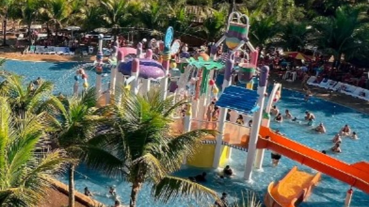 Thermas de São Pedro contar com as mais de 20 atrações, contando com ofurôs, cascatas, balde maluco e fazendinha /Foto: Reprodução/Redes sociais