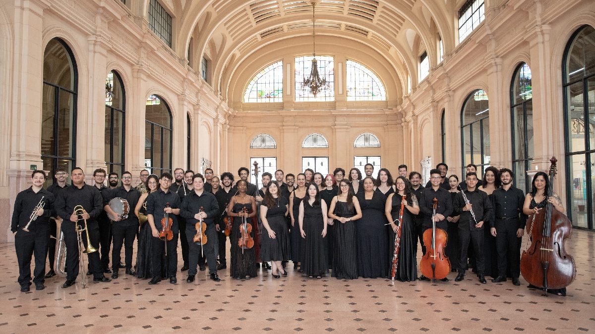 Osesp e o Coro Acadêmicos da Osesp se apresentam com regência do maestro Wagner Polistchuk Foto: Divulgação/Laura Manfredini
