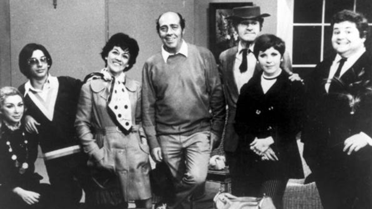 Seu Tuta formatou o "Família Trapo", formado por Jô Soares, Hebe Camargo e Ronald Golias /Foto: Reprodução/Record TV