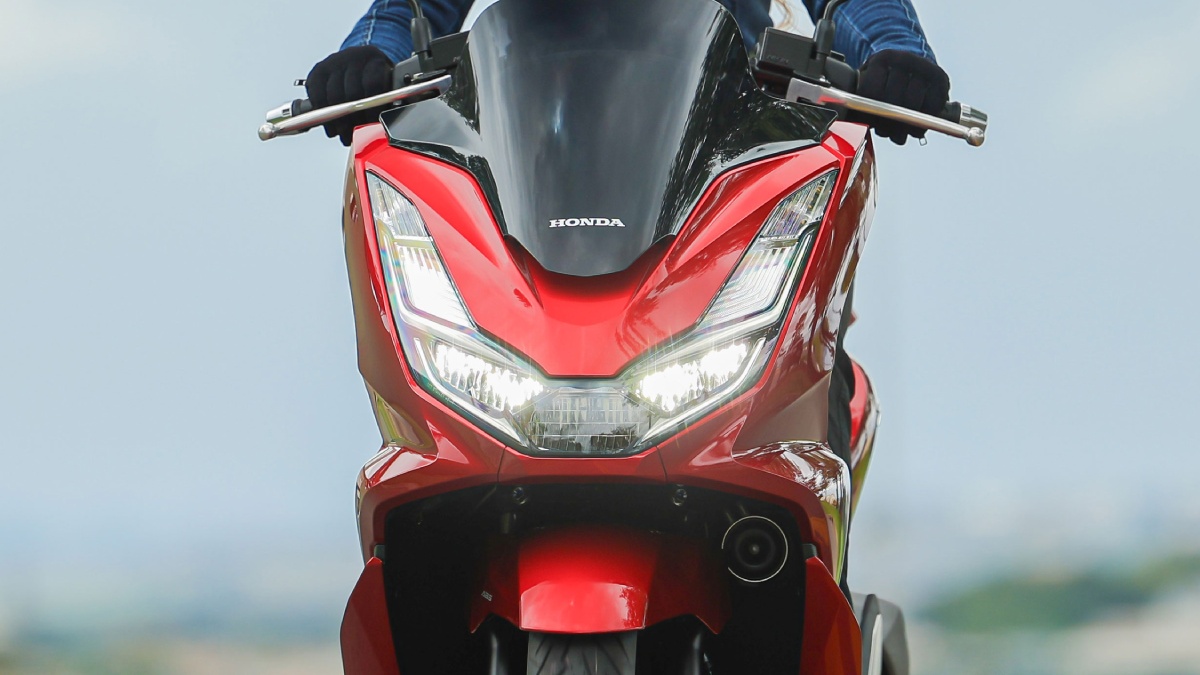 A PCX 160 adota um chassi de aço tipo berço duplo com suspensão telescópica na dianteira /Foto: Divulgação