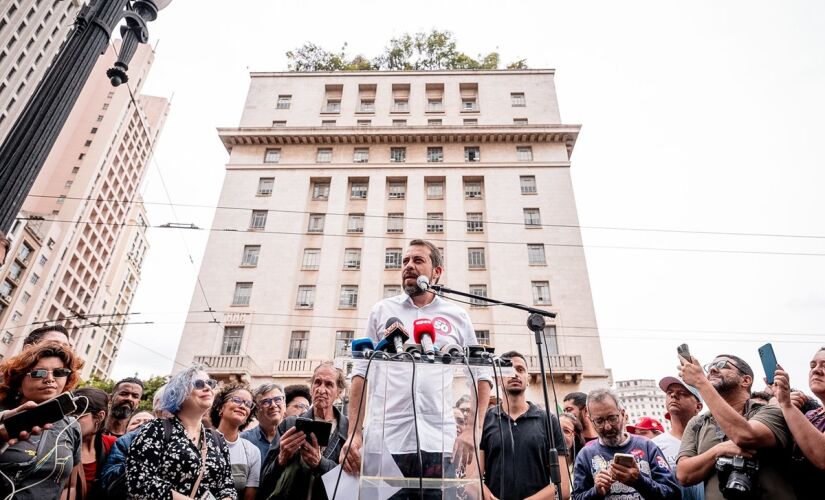 Boulos anuncia que vai dormir na casa de eleitores na última semana do segundo turno. /Leandro Paiva/Divulgação