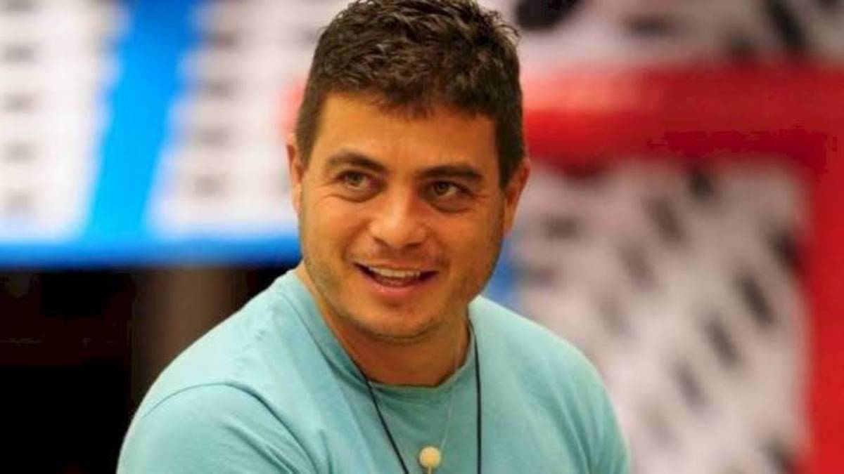 Em uma votação apertada, o mineiro Dhomini Ferreira conquistou a terceira edição do BBB e levou R$ 500 mil. Ele teve 51% dos votos. Reprodução/TVGlobo