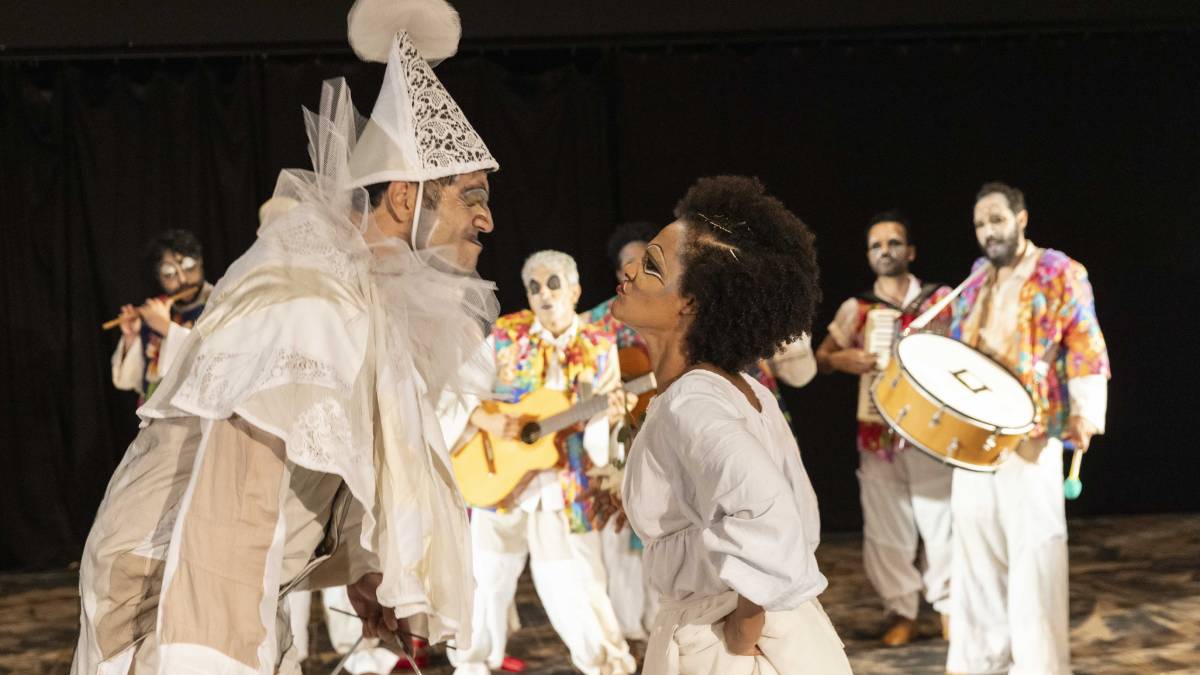 Danilo Dal Farra, Eduardo Okamoto, Fernando Lufer, Jéssica Barbosa, João Guisande, Júlio Lorosh, Paulo Sokobauno e Yana Piva compõem o elenco de artistas do Brasil, enquanto Jinya Imai e Ichiya Nishikawa são os artistas japoneses que integram o time. Foto: João Caldas/Divulgação