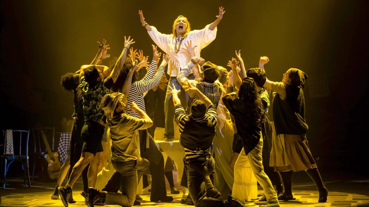 Após uma temporada com praticamente todos os ingressos esgotados em 2023, 'Mamma Mia!' voltará aos palcos de São Paulo na sexta-feira (14/3). Foto: Caio Gallucci/Divulgação