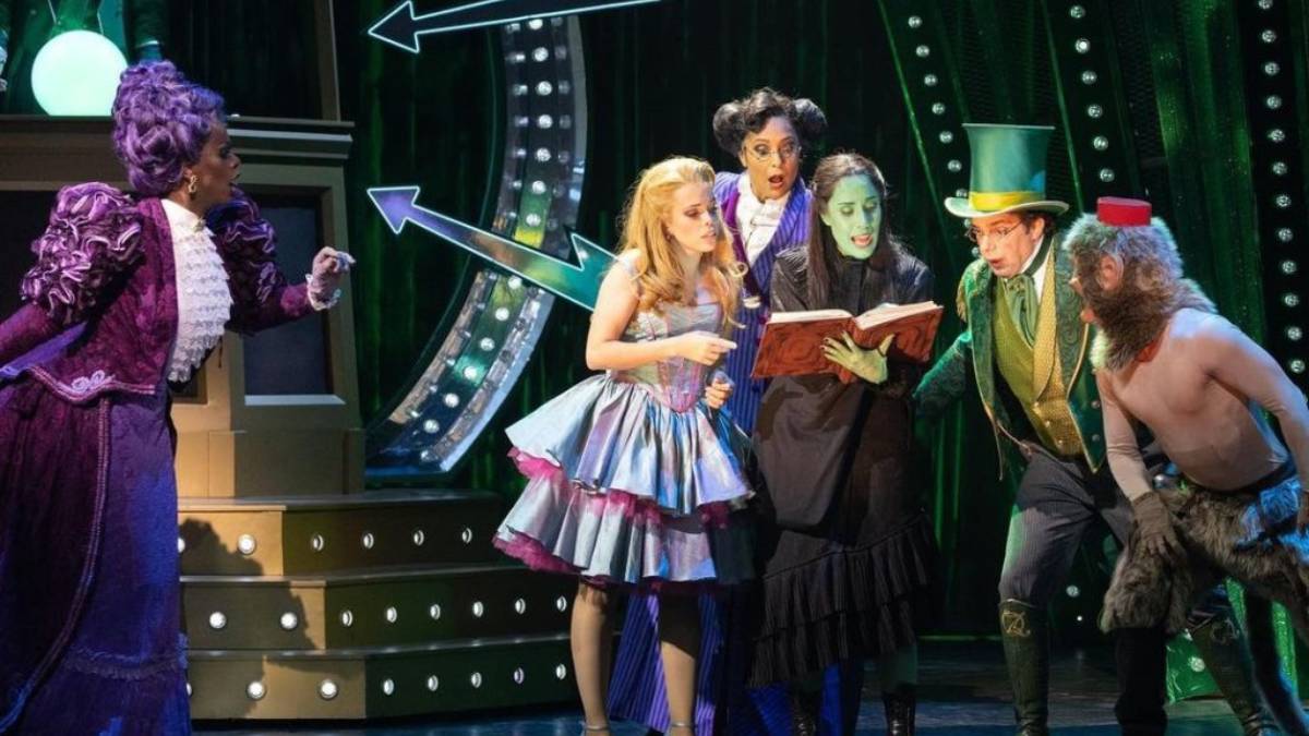 Musical 'Wicked', um dos mais queridinhos do público brasileiro, retornará a São Paulo entre os dias 20 de março e 13 de abril. Foto: João Caldas/Divulgação