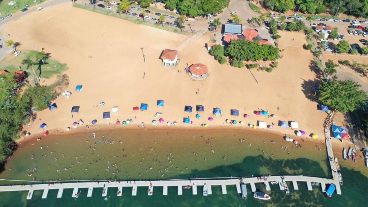 Balneário municipal é próprio para banho e tem grande infraestrutura para turistas. Foto: Divulgação/Prefeitura de Rosana