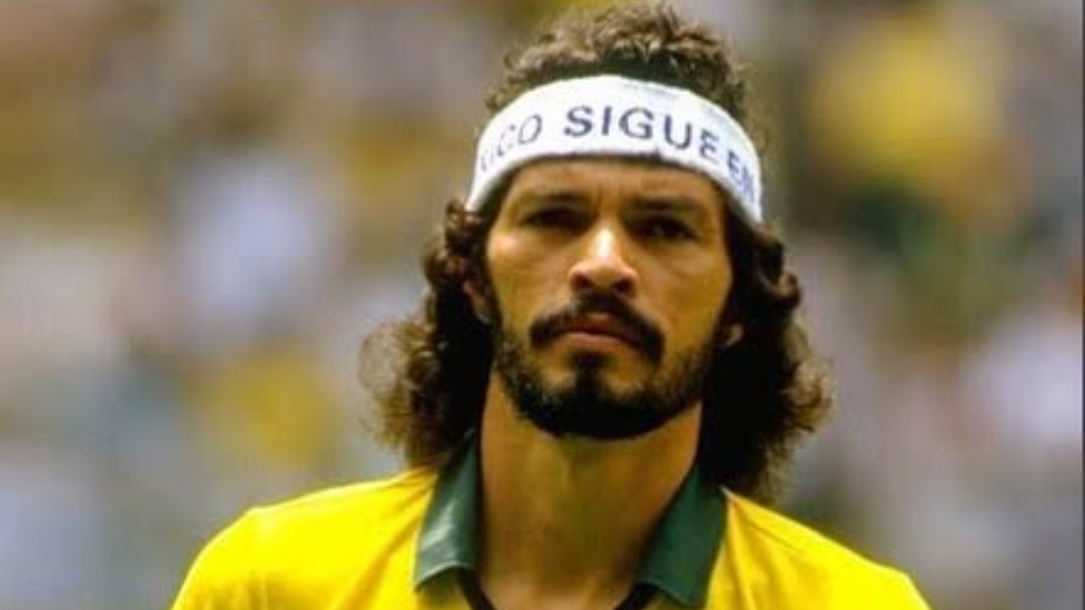 Sócrates teve seu nome dado ao prêmio entregue jogador (a) com engajamento em ações solidárias e projetos sociais. /Foto: Reprodução/Redes sociais