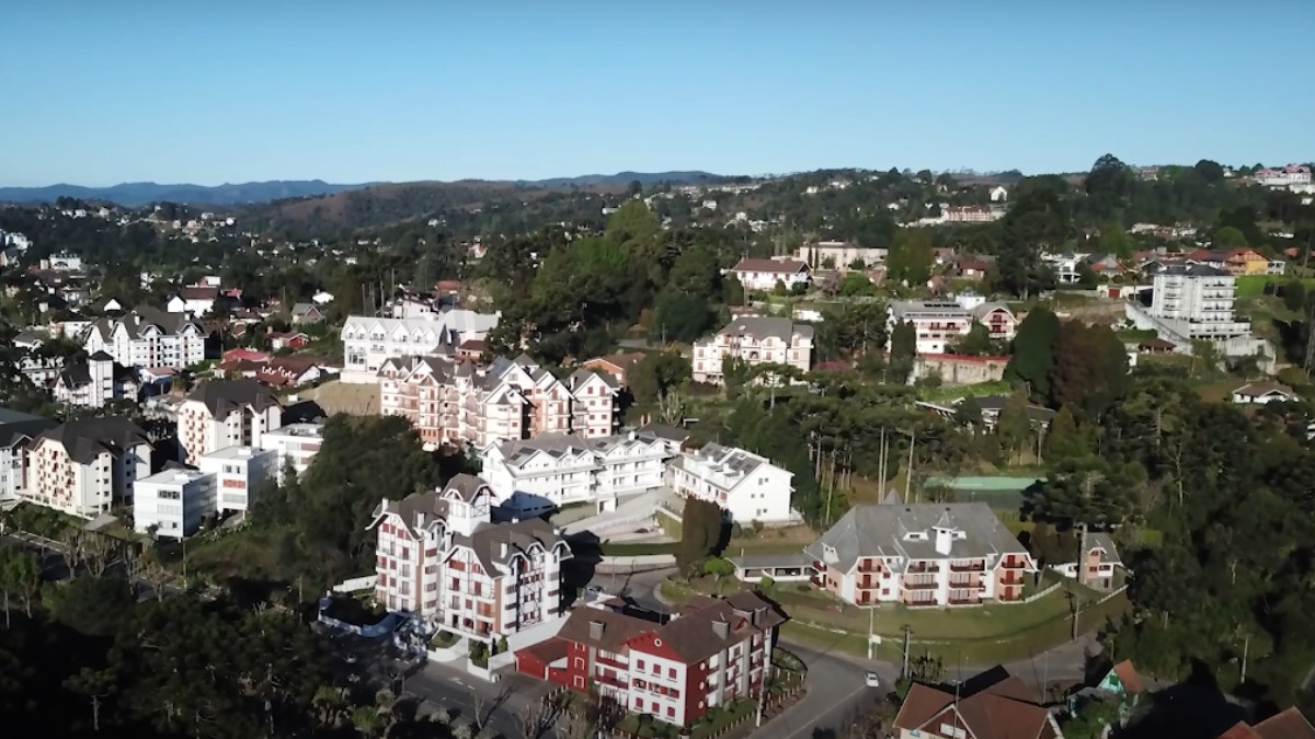 Em 2019, Campos do Jordão foi eleita a cidade mais bonita de São Paulo. Um concurso promovido por uma revista brasileira revelou o encanto da cidade.