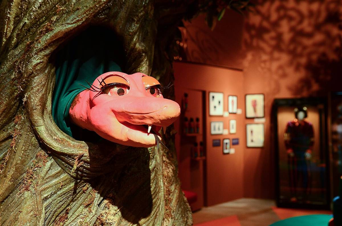 Realizada em parceria com a Fundação Padre Anchieta, em parceria com a Boldly Go Entretenimento e o Atelier Casa do Trem Cenografia, a exposição é a maior já feita sobre o Castelo no Brasil. Foto: Reprodução/Redes Sociais (@expocasteloratimbum)