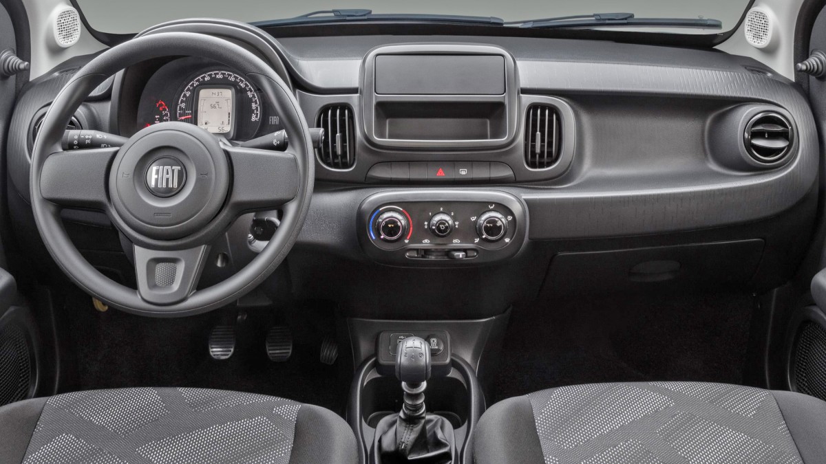 Além disso, tem ar-condicionado, airbag frontal obrigatório, ABS, travas e vidros dianteiros elétricos. Foto: Divulgação