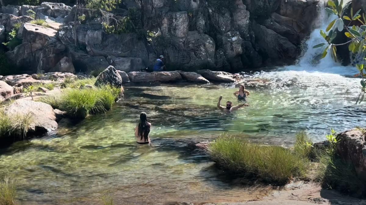 A Cachoeira do Segredo é um espetáculo escondido. Sua queda de 100 metros forma um cenário inesquecível.
