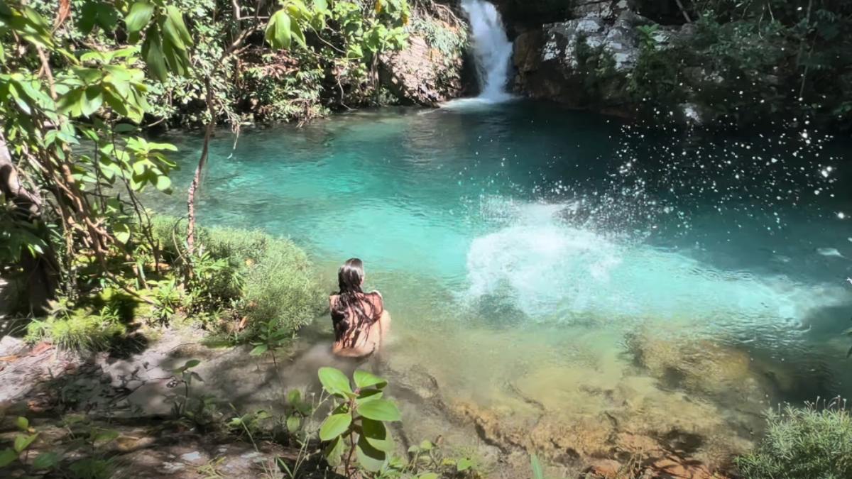 Para visitar Santa Bárbara, é necessário um guia. O passeio é feito com a comunidade quilombola Kalunga.