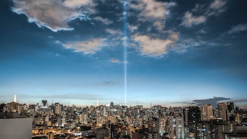 A poluição do ar e sonora foi um dos critérios que colocaram São Paulo entre as cidades mais feias do mundo. O trânsito intenso também contribuiu para a má avaliação.