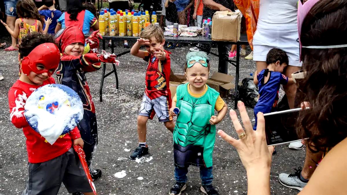 Carnaval se aproxima e São Paulo já vem se preparando para receber os blocos desta grande festa popular. Foto: Antonio Cruz/Agência Brasil