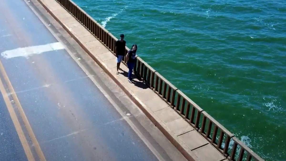A modernização da ponte é vista com otimismo pelas comunidades locais. A nova estrutura facilitará o transporte e impulsionará a economia regional.