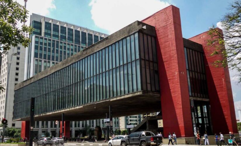 MASP (Museu de Arte de São Paulo) : um ícone da cidade de São Paulo, o MASP Museu de Arte de São Paulo, foi idealizado pelo jornalista e empresário paraibano Assis Chateaubriand (1892-1968) e pelo crítico de arte italiano Pietro Maria Bardi (1900-1999) - (Rafael Neddermeyer/Fotos Públicas)