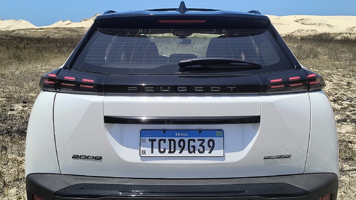 O SUV compacto tem ainda as opções de cores metálicas Preto Perla Nera, Azul Quasar, Cinza Artense e Cinza Selenium (exclusiva da GT). Foto: Gabriel Dias/Divulgação