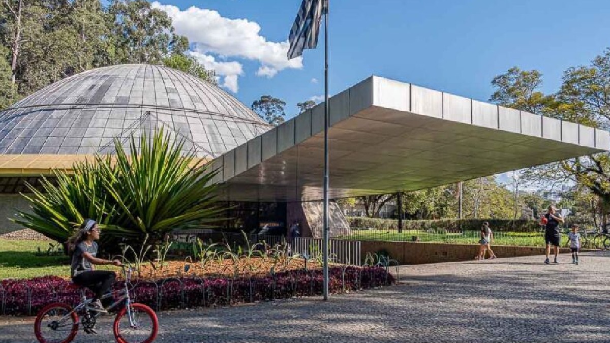 Parque Ibirapuera: Um dos locais mais conhecidos na Capital, o parque é perfeito para piqueniques e brincadeiras com as crianças ar livre, com playgrounds e interação com outras famílias. Estação de metrô mais próxima: AACD Servidor (Linha 5 Lilás) - (Foto: Rodrigo Pivas/Gazeta de São Paulo)