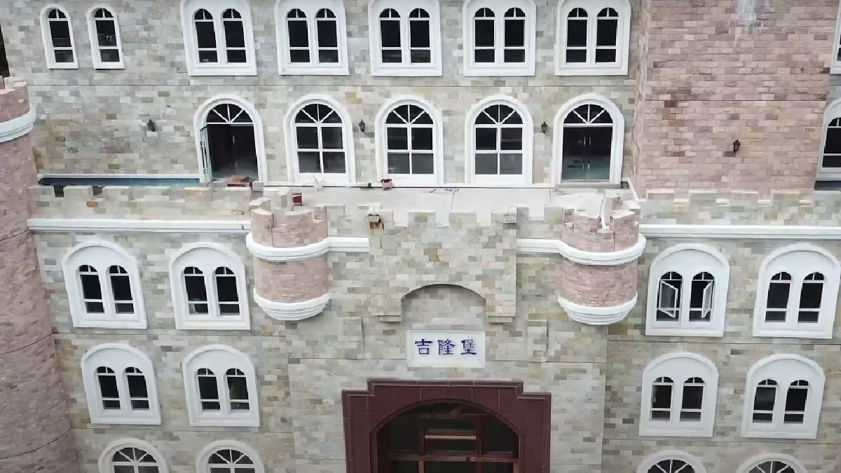 Wang é o sobrenome mais comum do planeta e significa "rei" em mandarim. Com mais de 92 milhões de pessoas, ele carrega a herança de dinastias antigas da China.