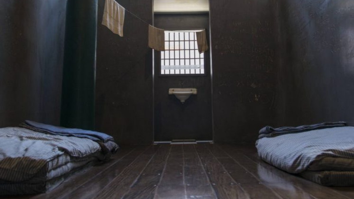 No Museu da Resistência, é possível ver celas reais onde ficavam presos políticos na Ditadura Militar (Foto: Divulgação/Memorial da Resistência)