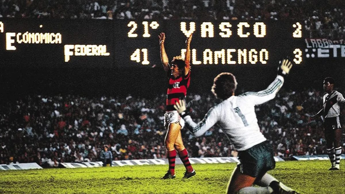 5. Zico (Flamengo) 135 gols - Ídolo máximo do Flamengo, Zico conquistou quatro títulos e foi artilheiro do Brasileirão em duas edições. (Foto: Divulgação/Flamengo)