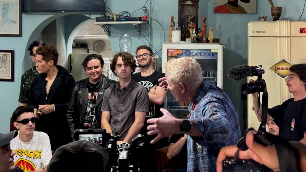 Empresário compartilhou imagens junto aos músicos americanos e ainda revelou que eles adoraram os petiscos oferecidos no cardápio.