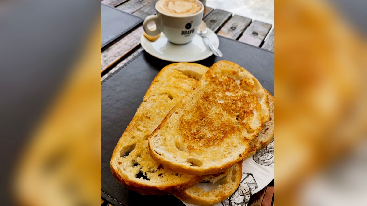Espaço se destaca pela variedade de pães de fermentação natural, além das variedades no cardápio. Foto: Reprodução/Instagram