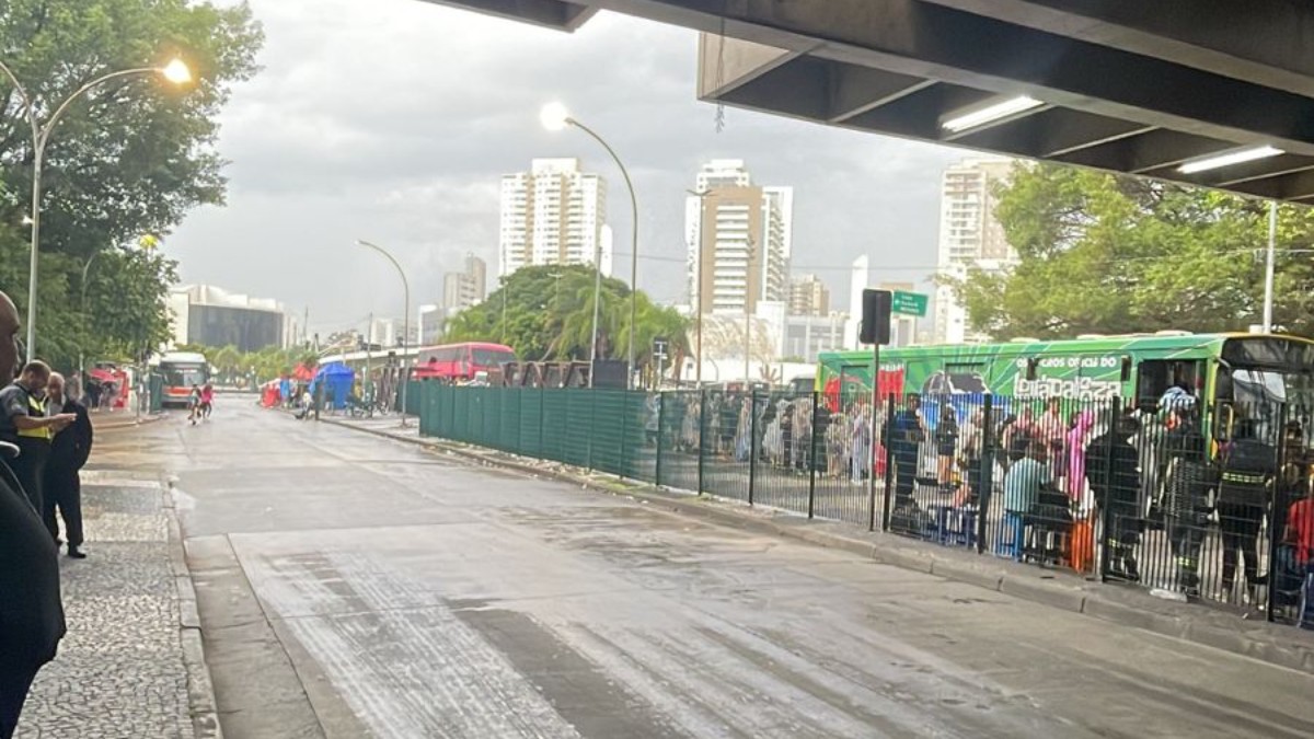 Chuva forte atingiu a região de Interlagos. /Foto: Isabela Alves/Gazeta de S.Paulo