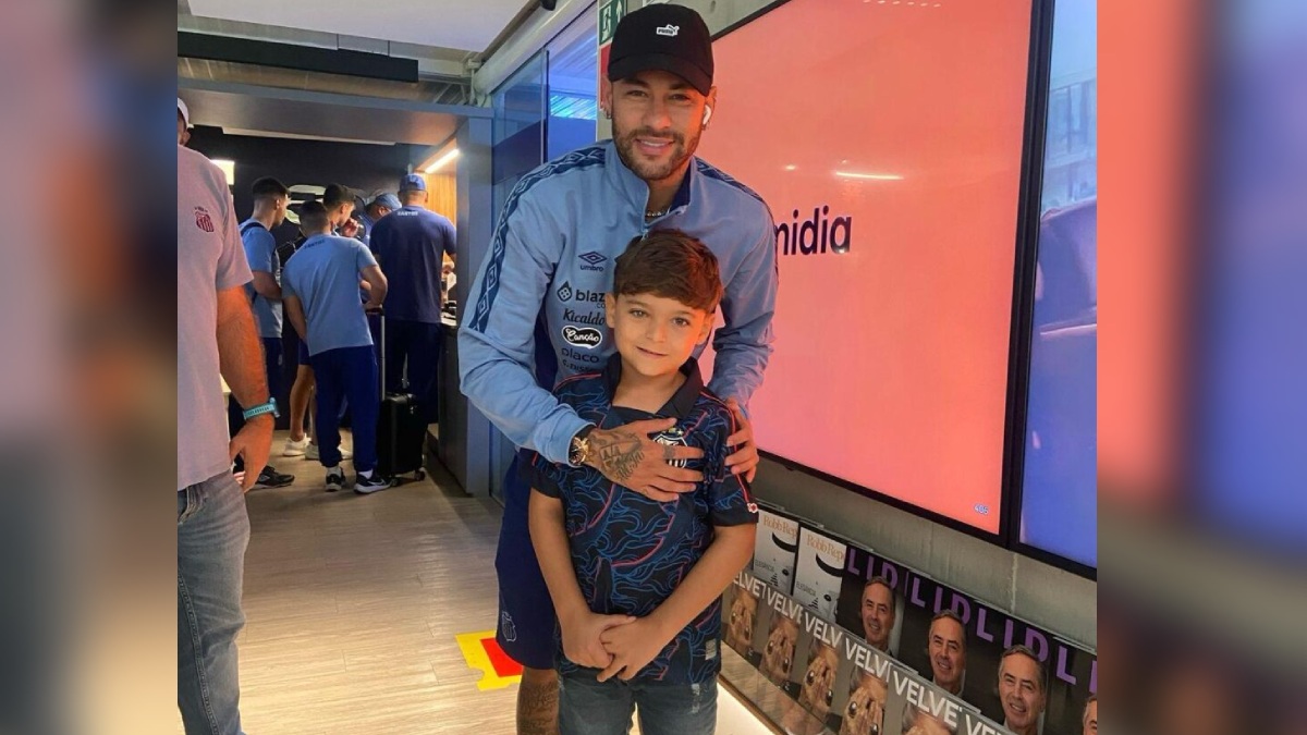 Anthony e Neymar tiram foto juntos. /Foto: Divulgação